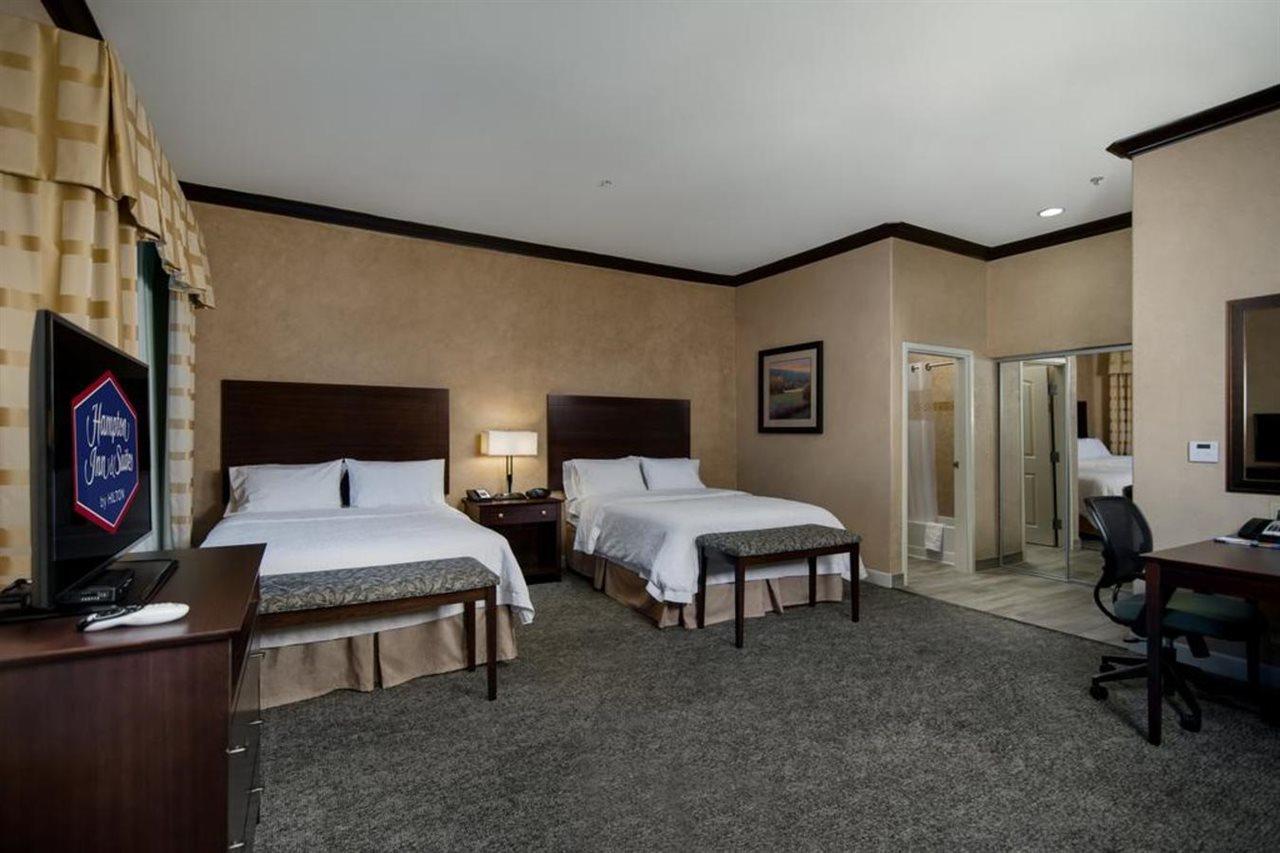 Hampton Inn & Suites Fort Worth-Fossil Creek Exterior foto